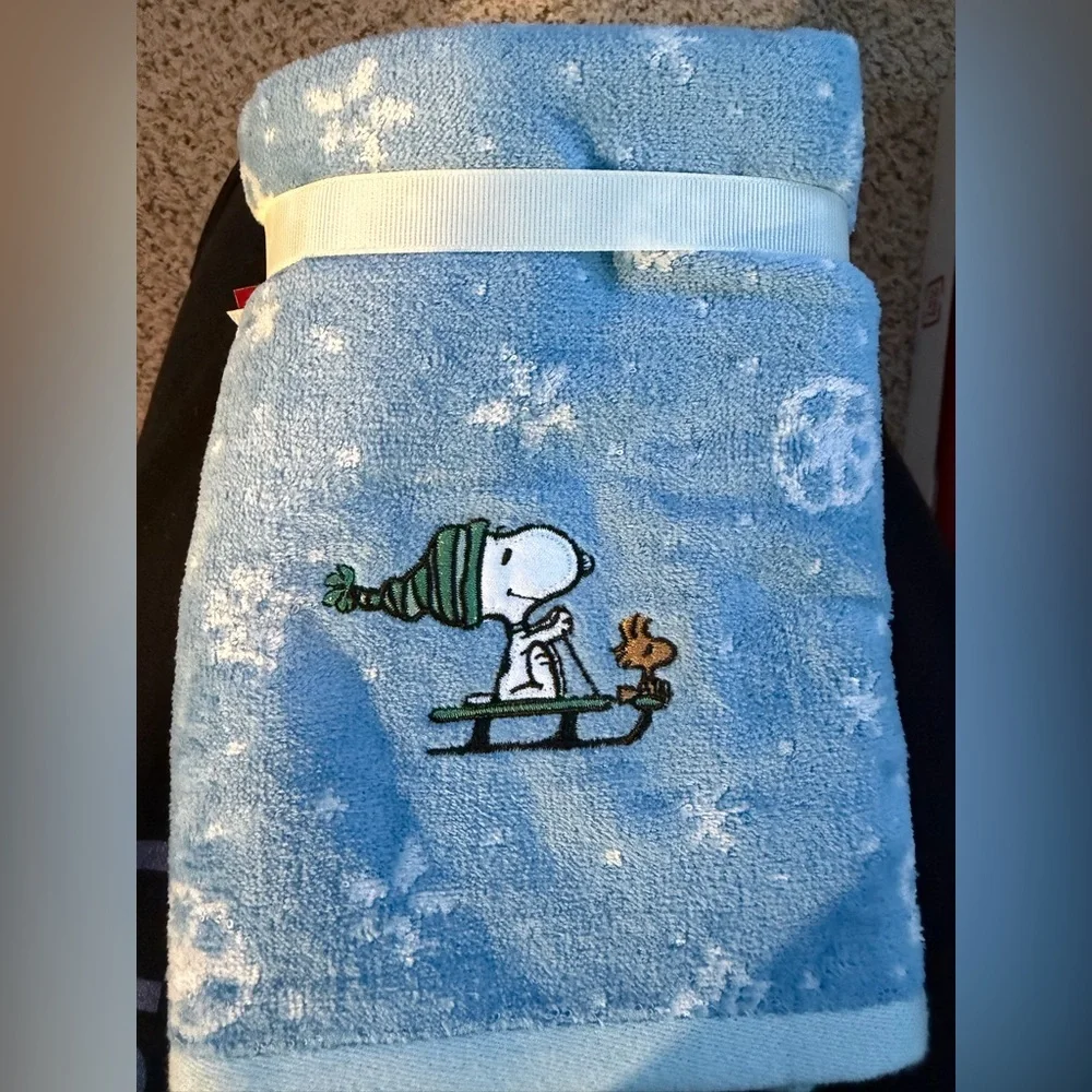 St. Nicholas Square® Peanuts Snoopy 2-pk. Holiday Towels, NWT